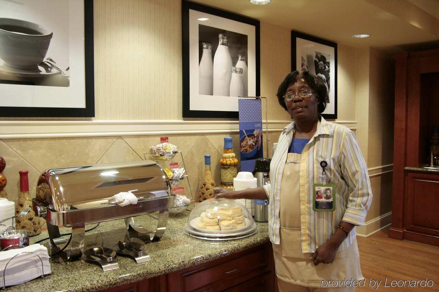 Hampton Inn & Suites Mobile I-65@ Airport Boulevard Restoran gambar